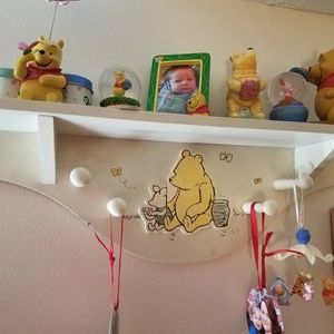 Winnie the pooh shelf
